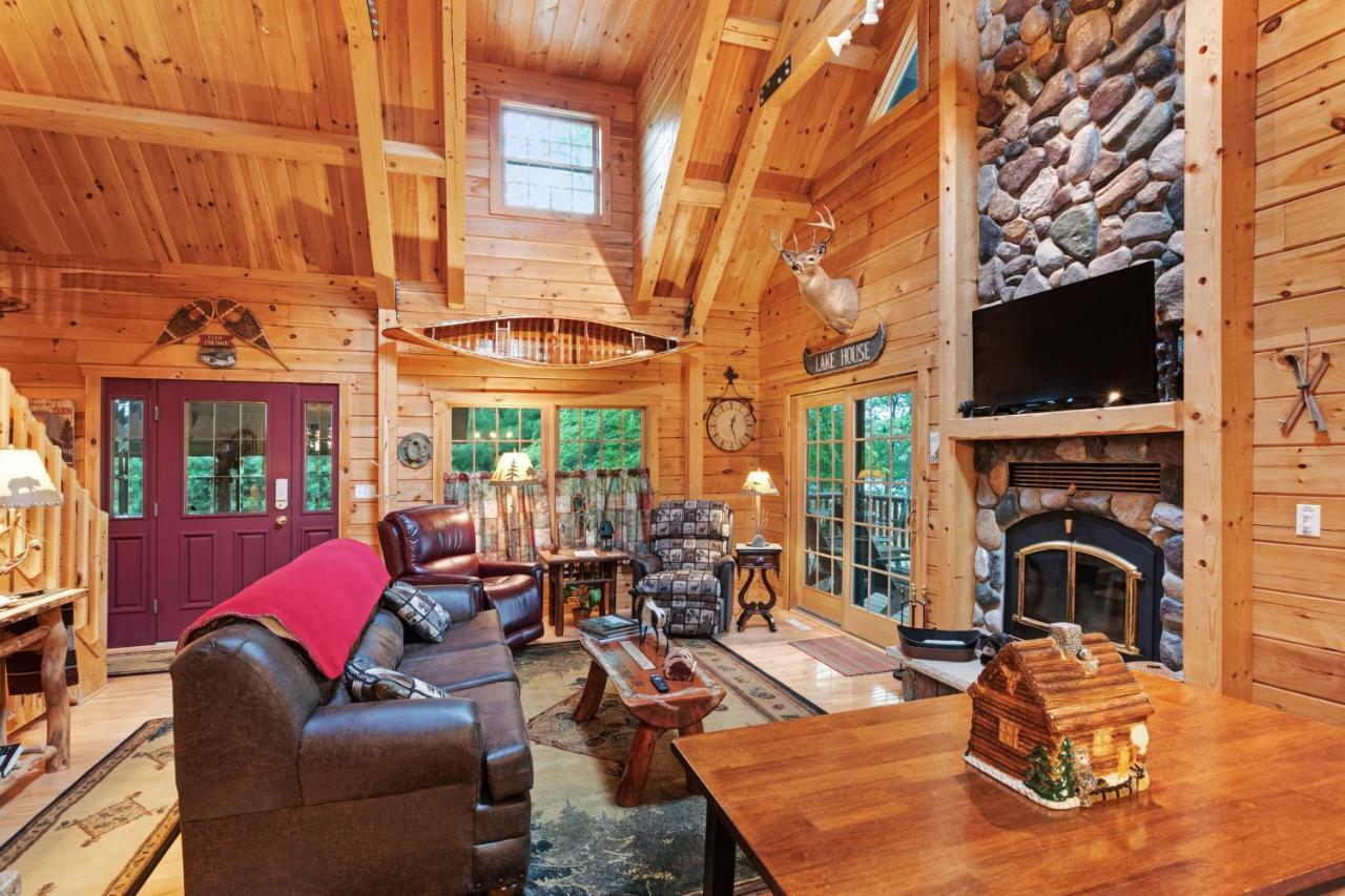 The Lodge On Booth Lake - 2 Bed 2 Bath Vacation Home In Minocqua Lac Du Flambeau Exteriör bild